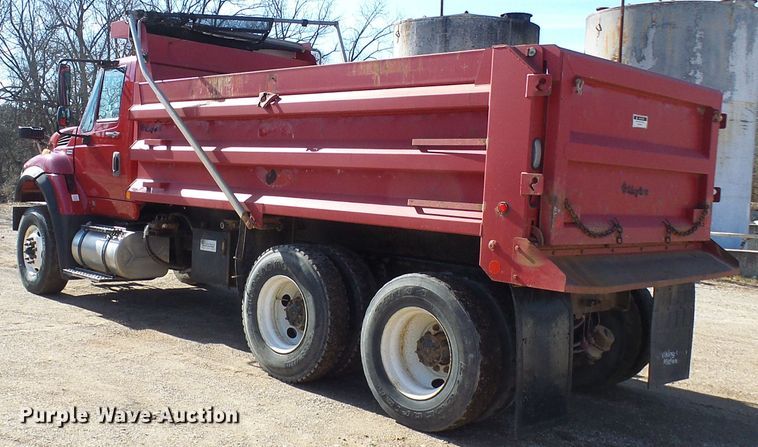 image for item DC2755 2013 International 7500  dump truck