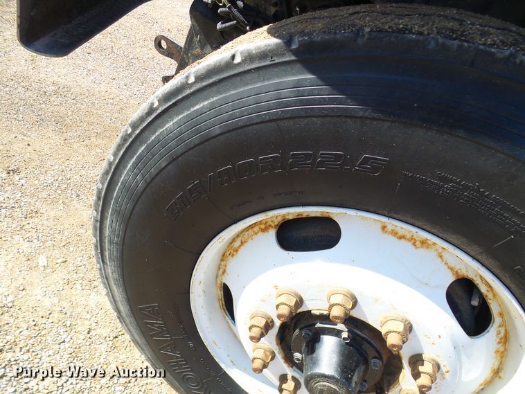 image for item DC2755 2013 International 7500  dump truck