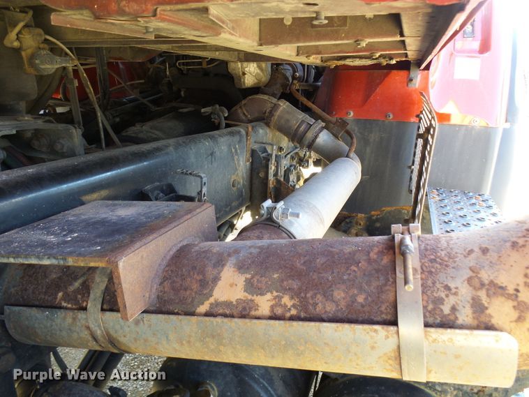 image for item DC2755 2013 International 7500  dump truck