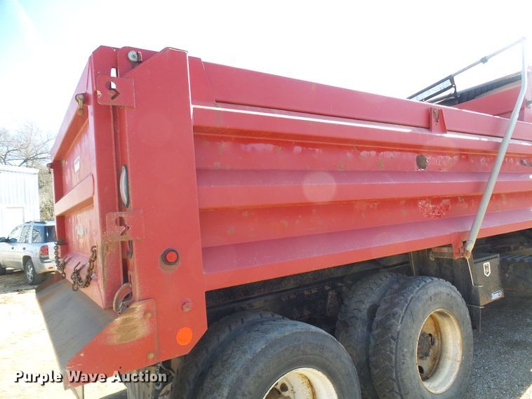 image for item DC2755 2013 International 7500  dump truck
