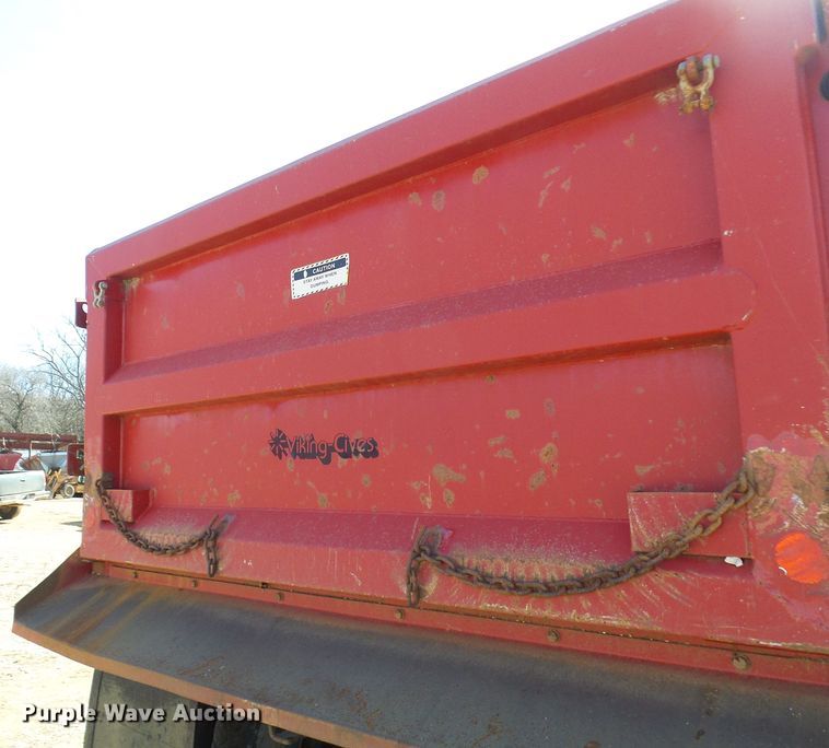 image for item DC2755 2013 International 7500  dump truck