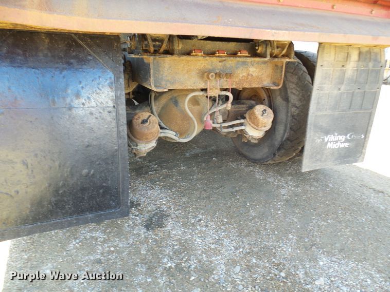 image for item DC2755 2013 International 7500  dump truck