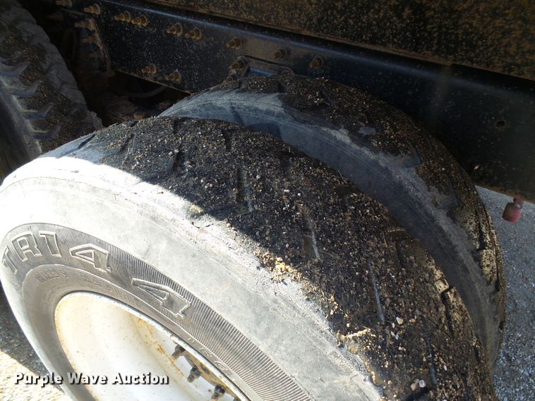 image for item DC2755 2013 International 7500  dump truck