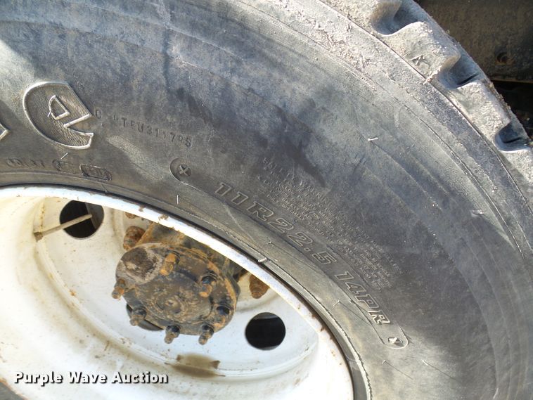 image for item DC2755 2013 International 7500  dump truck