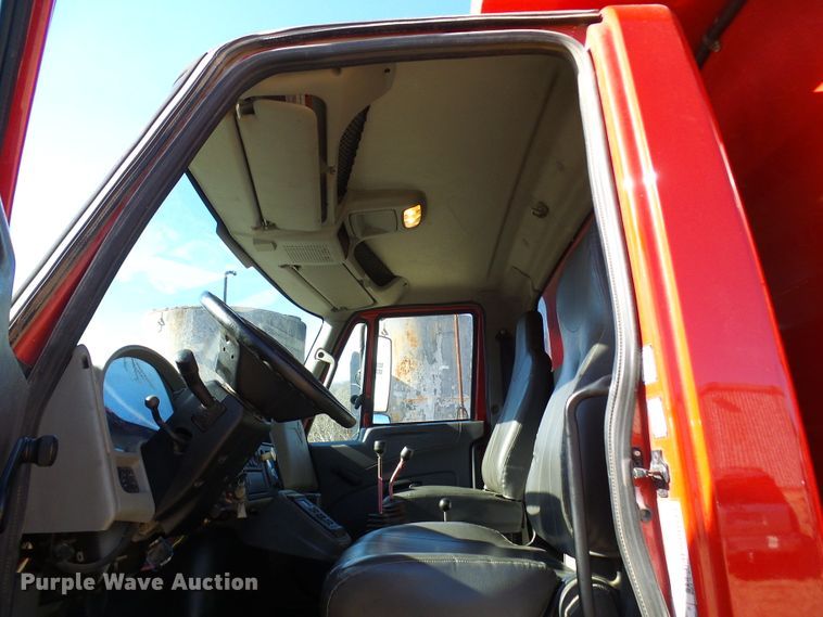 image for item DC2755 2013 International 7500  dump truck