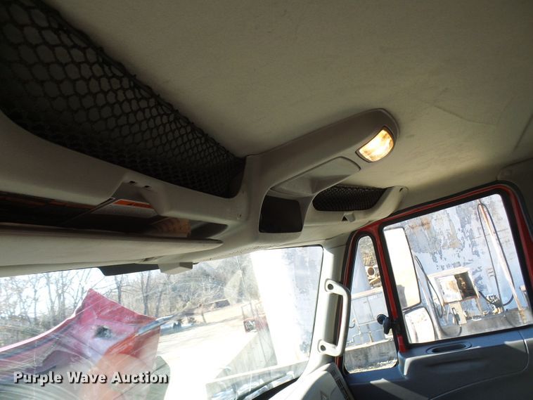 image for item DC2755 2013 International 7500  dump truck