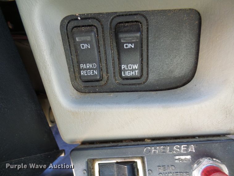 image for item DC2755 2013 International 7500  dump truck