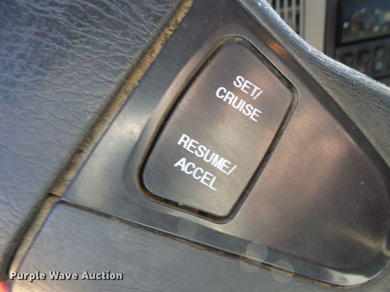 image for item DC2755 2013 International 7500  dump truck