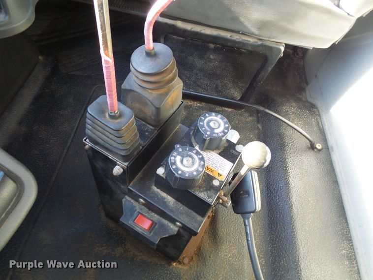 image for item DC2755 2013 International 7500  dump truck