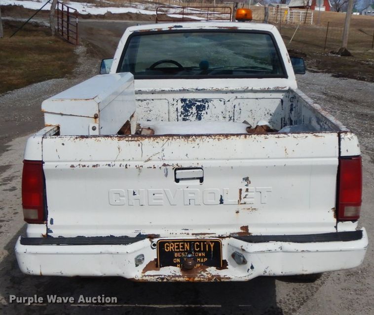 image for item DF6447 1989 Chevrolet S10  pickup truck