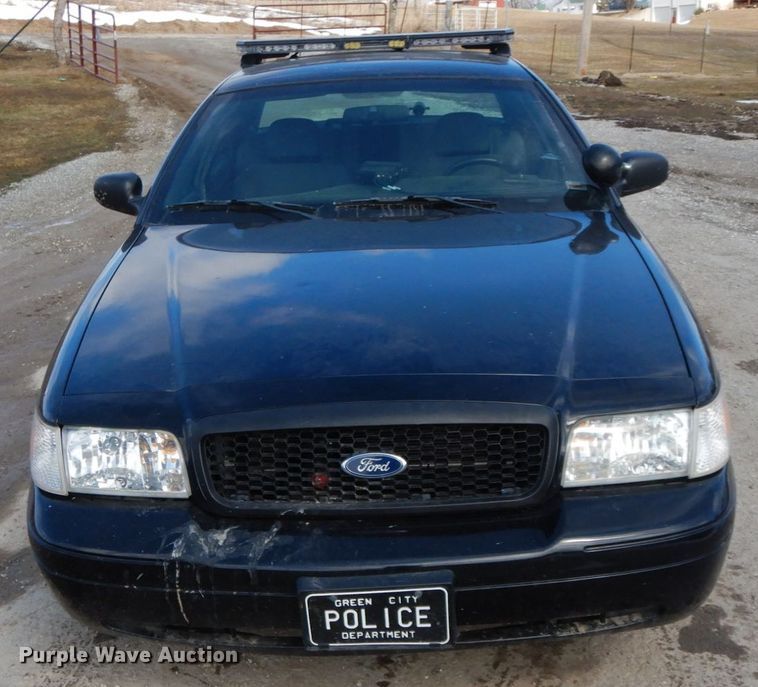 image for item DF6448 2006 Ford Crown Victoria Police Interceptor