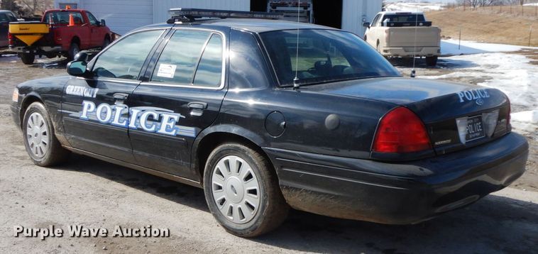 image for item DF6448 2006 Ford Crown Victoria Police Interceptor