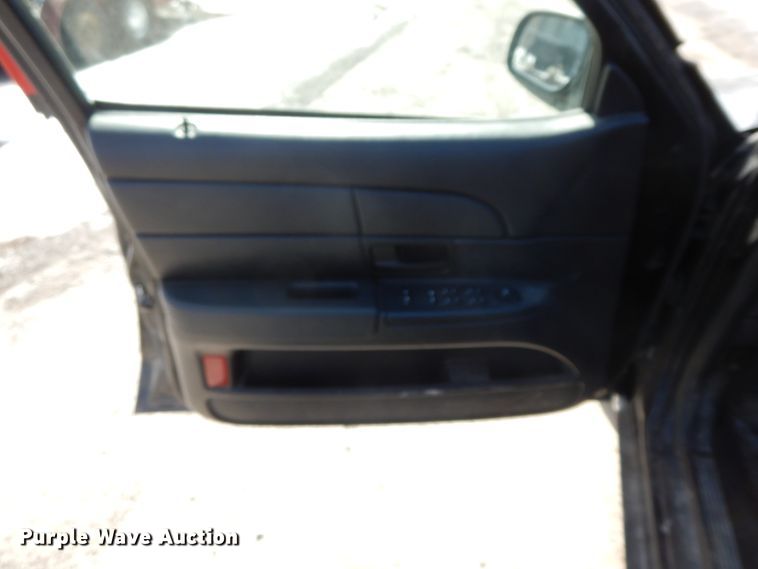 image for item DF6448 2006 Ford Crown Victoria Police Interceptor