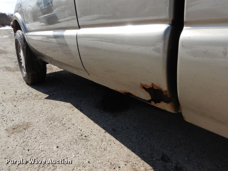 image for item DF6450 2001 GMC Sonoma SLS  Ext. Cab pickup truck