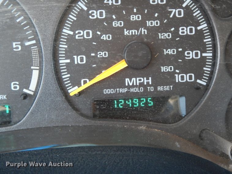 image for item DF6450 2001 GMC Sonoma SLS  Ext. Cab pickup truck