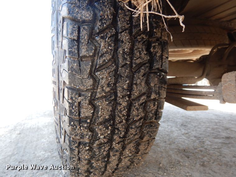 image for item DF6450 2001 GMC Sonoma SLS  Ext. Cab pickup truck