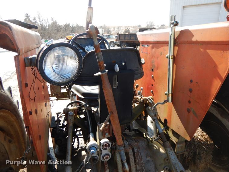 image for item DF6451 Massey Ferguson 275  tractor