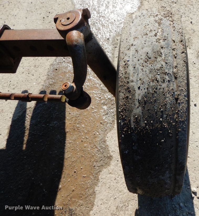 image for item DF6451 Massey Ferguson 275  tractor