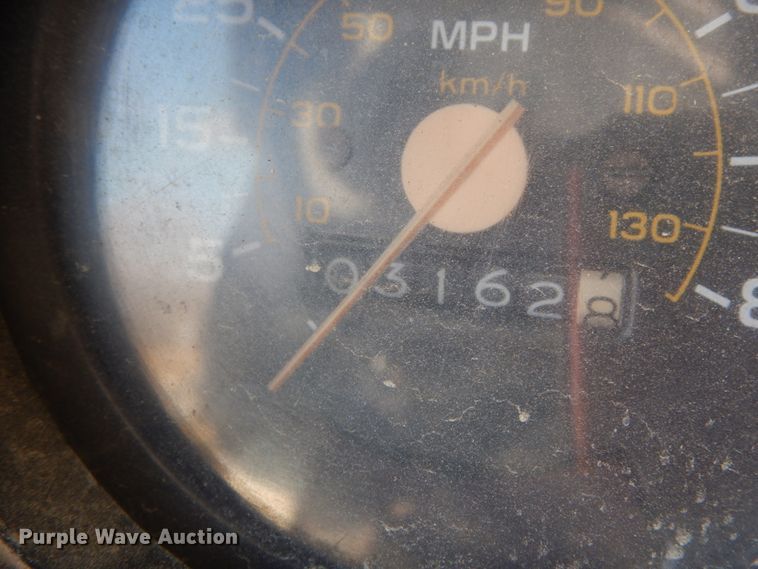 image for item DF6452 1983 GMC 6000  dump truck