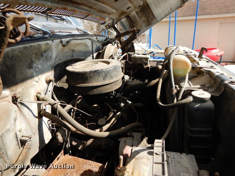 image for item DF6452 1983 GMC 6000  dump truck