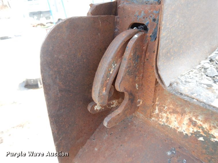 image for item DF6452 1983 GMC 6000  dump truck