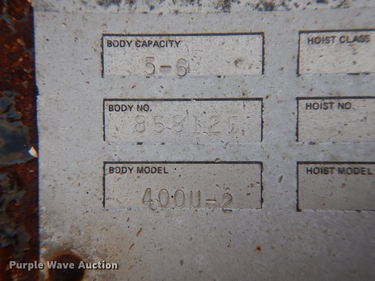 image for item DF6452 1983 GMC 6000  dump truck