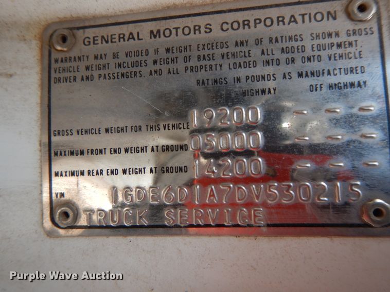 image for item DF6452 1983 GMC 6000  dump truck