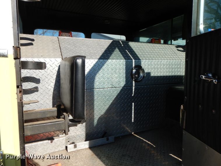 image for item DF6454 1982 Grumman HR101  pumper fire truck