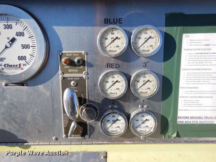 image for item DF6454 1982 Grumman HR101  pumper fire truck