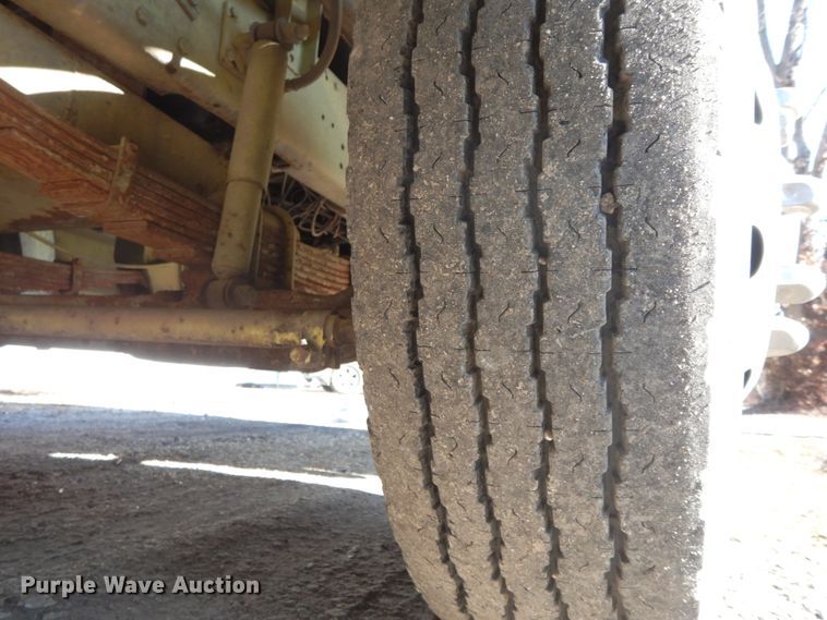 image for item DF6454 1982 Grumman HR101  pumper fire truck