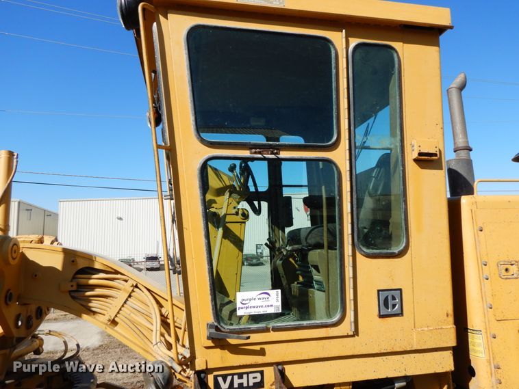 image for item DF6464 1989 Caterpillar 140G  motor grader