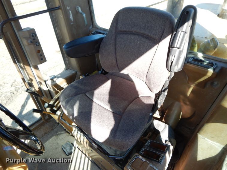 image for item DF6464 1989 Caterpillar 140G  motor grader