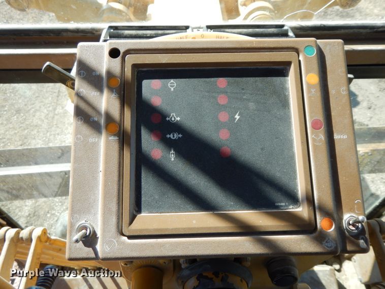 image for item DF6464 1989 Caterpillar 140G  motor grader