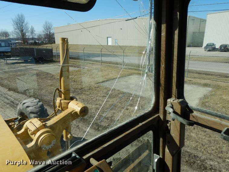 image for item DF6464 1989 Caterpillar 140G  motor grader