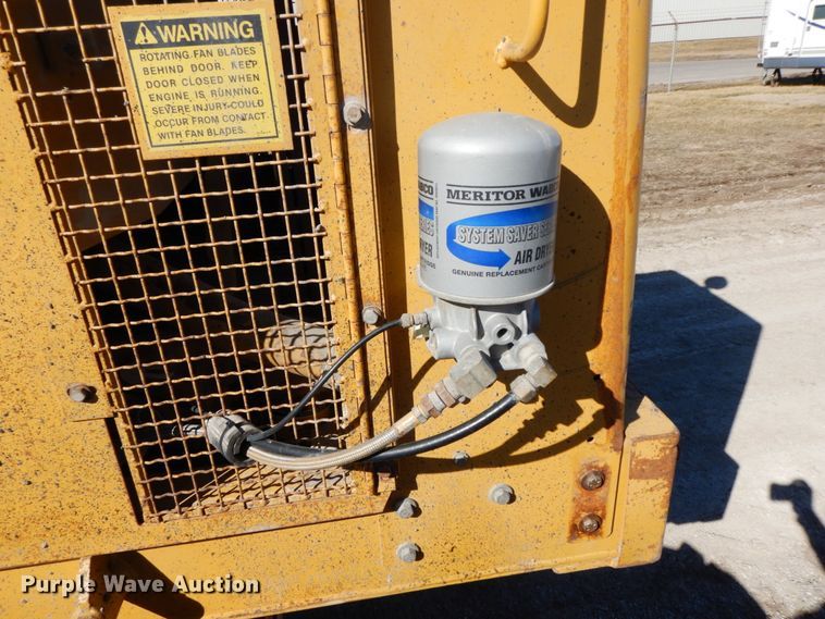 image for item DF6464 1989 Caterpillar 140G  motor grader