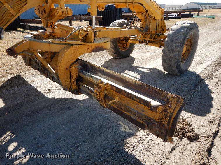 image for item DF6464 1989 Caterpillar 140G  motor grader