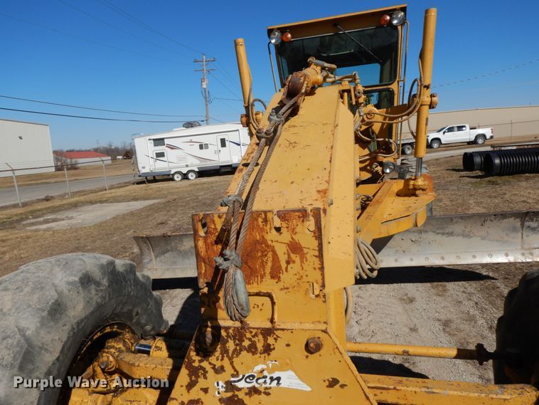 image for item DF6464 1989 Caterpillar 140G  motor grader