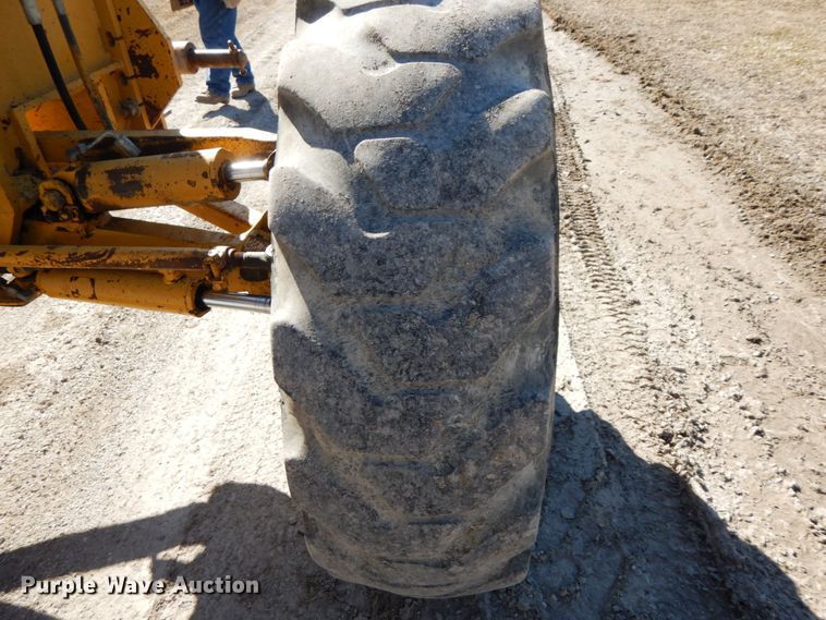 image for item DF6464 1989 Caterpillar 140G  motor grader