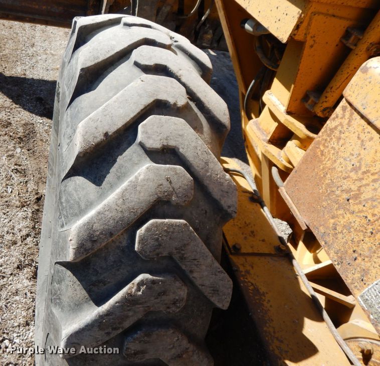 image for item DF6464 1989 Caterpillar 140G  motor grader