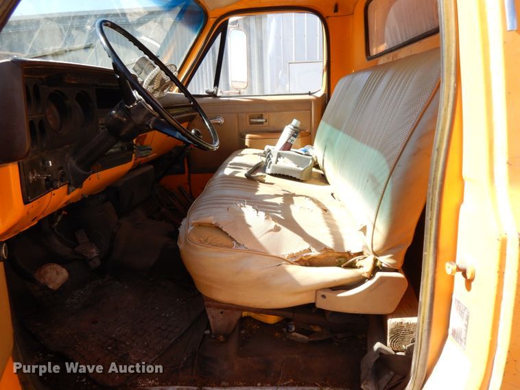 image for item DF6466 1987 Chevrolet C70  dump truck