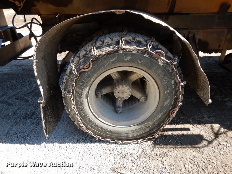 image for item DF6466 1987 Chevrolet C70  dump truck