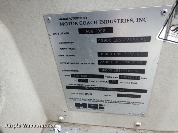 image for item DF6499 1999 MCI 120-EL3  coach bus