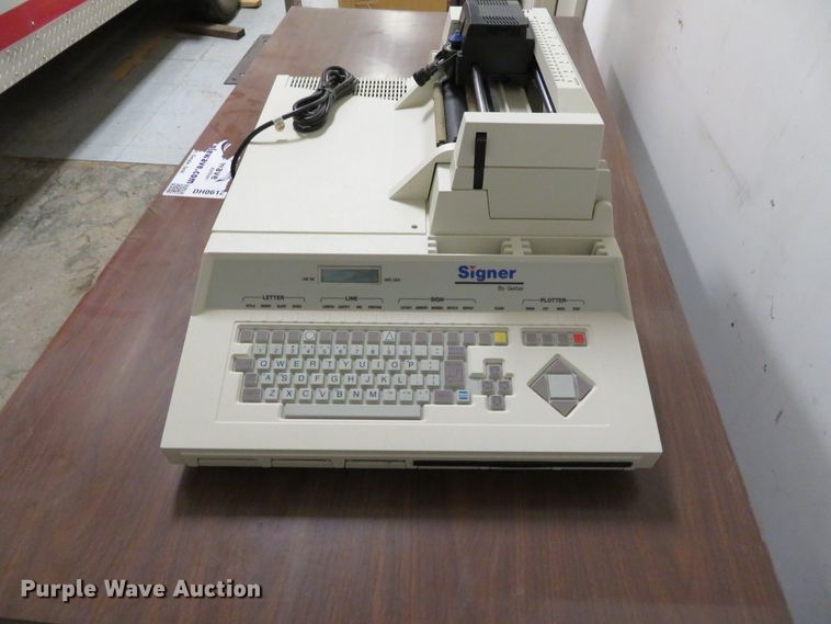 image for item DH0610 Hewlett Packard 750C  printer