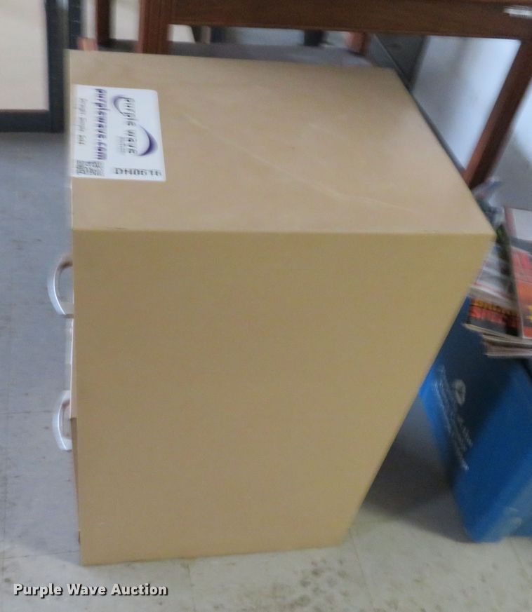 image for item DH0616 Office supplies