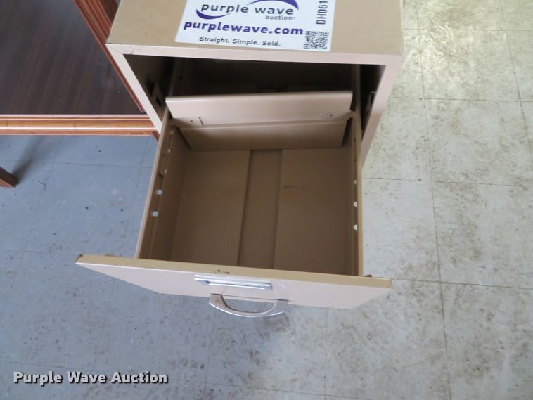 image for item DH0616 Office supplies