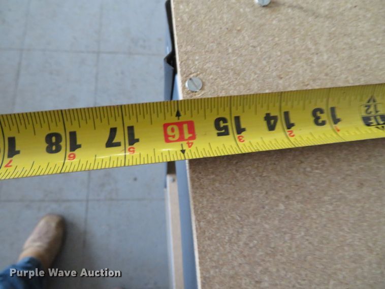 image for item DH0617 (6) shelving units