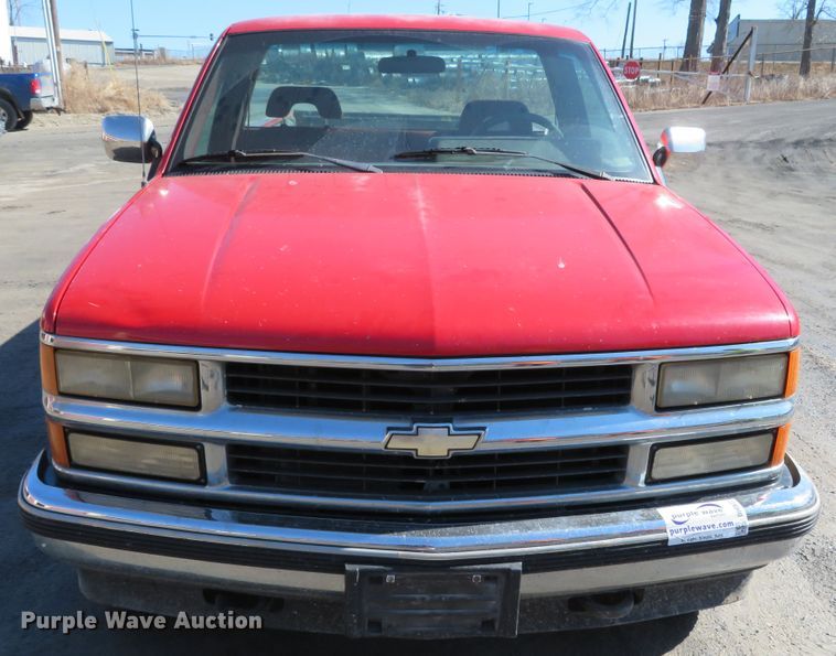 image for item DH0677 1994 Chevrolet K1500  pickup truck