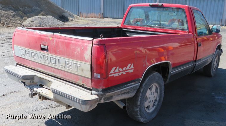 image for item DH0677 1994 Chevrolet K1500  pickup truck