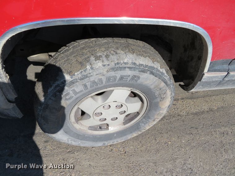 image for item DH0677 1994 Chevrolet K1500  pickup truck