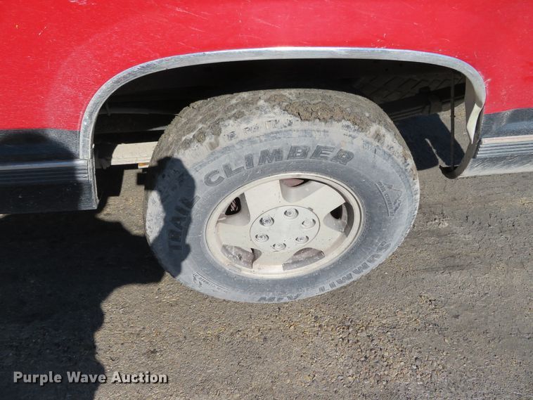 image for item DH0677 1994 Chevrolet K1500  pickup truck